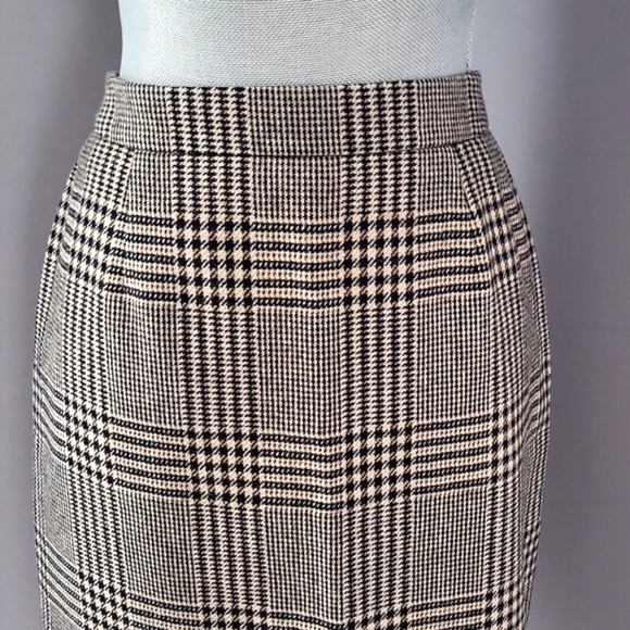 Brooks Brothers Glen Plaid Merino Wool Skirt - Picture 2 of 10